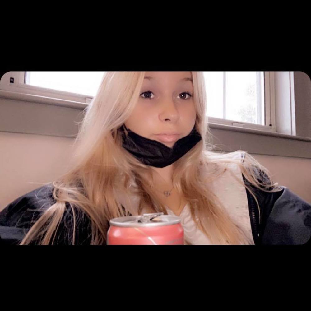 Meet your Posher, Savannah